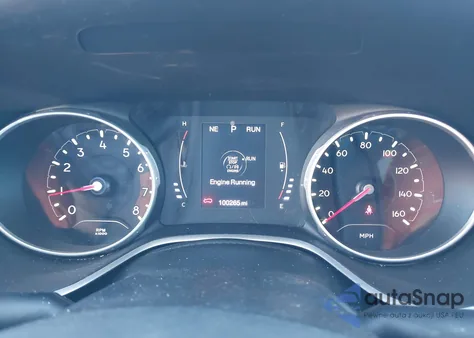 2019 Jeep Compass Altitude Fwd z USA, uszkodzony, nr VIN 3C4NJCBB6KT755890